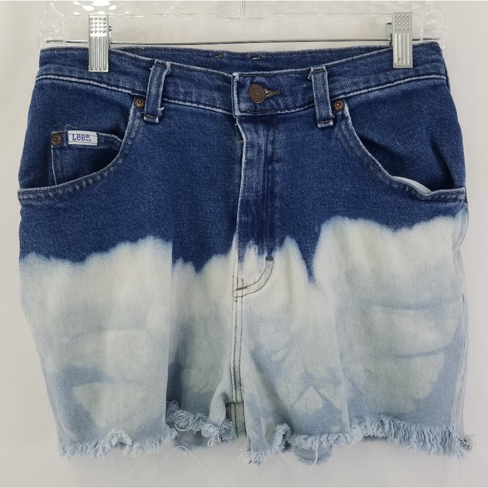 Vintage Lee high waisted bleached jean shorts size 8